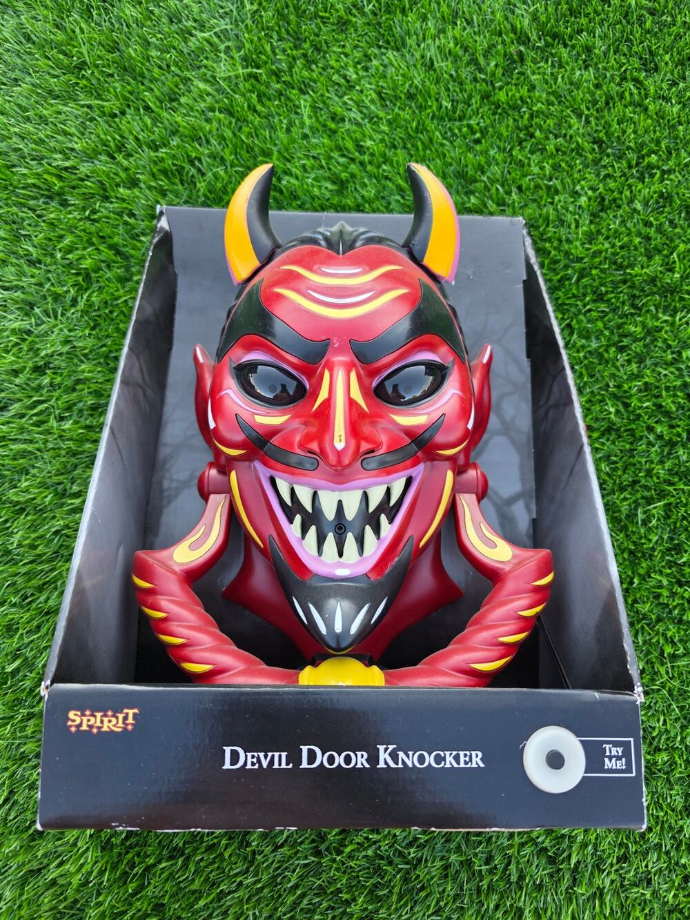 Spirit Halloween Devil Door Knocker Voice Glowing Eyes Spooky